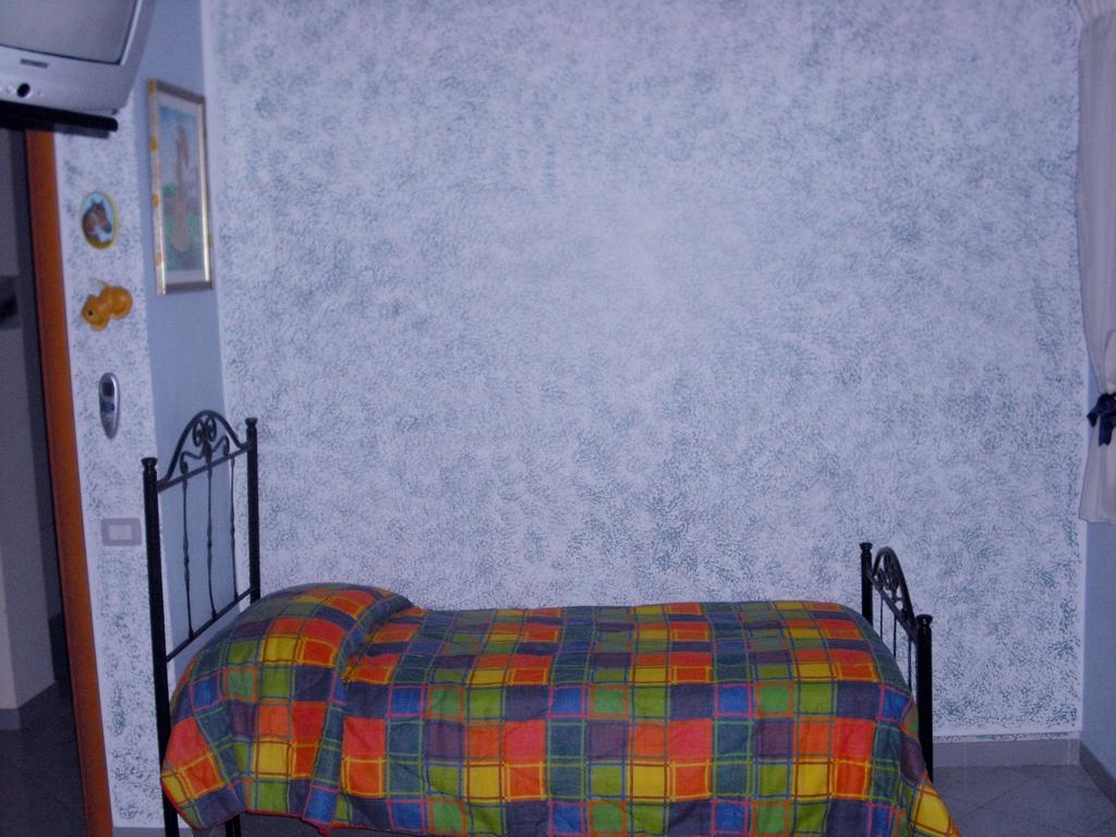 Villa Colledisisto Srl Pomarico Habitación foto
